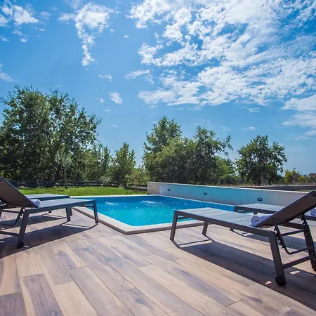 Mihaela By Briskva Villa *