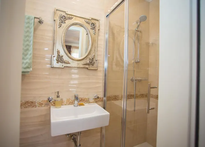 Mihaela By Briskva * Пореч